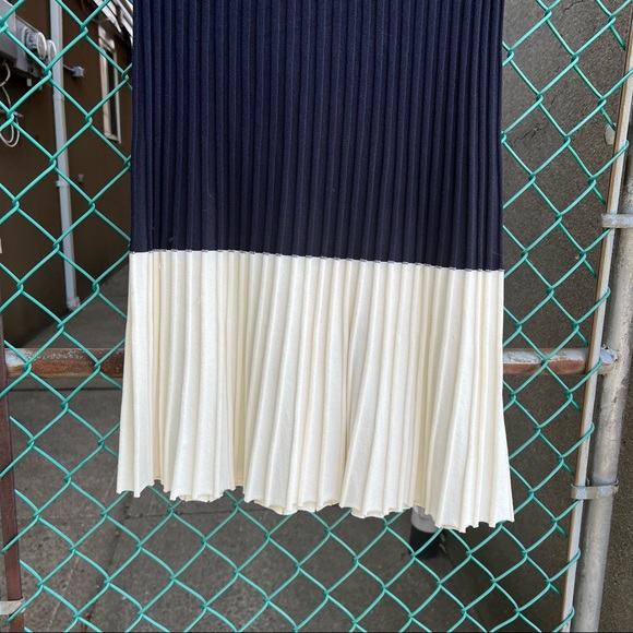 Ann Taylor Pleated Two-Tone Skirt S - Picture 11 of 12